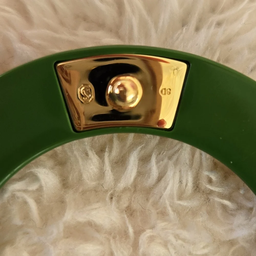 NIB Swarovski Green and Yellow Crystal Chroma Hair Clip Barette